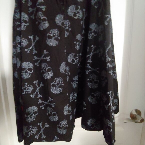 Tripp NYC Daang Goodman Skull Crossbones Whimsy Goth Grunge Dress Vampy - Picture 11 of 13